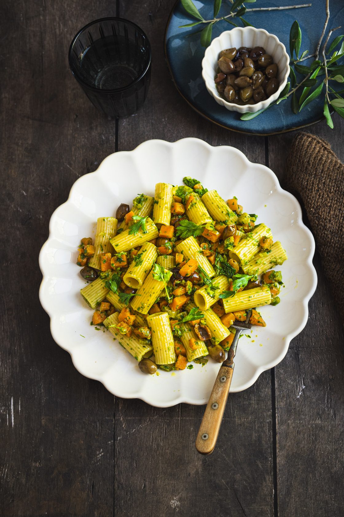 Tortiglioni con patate dolci e pesto di sedano